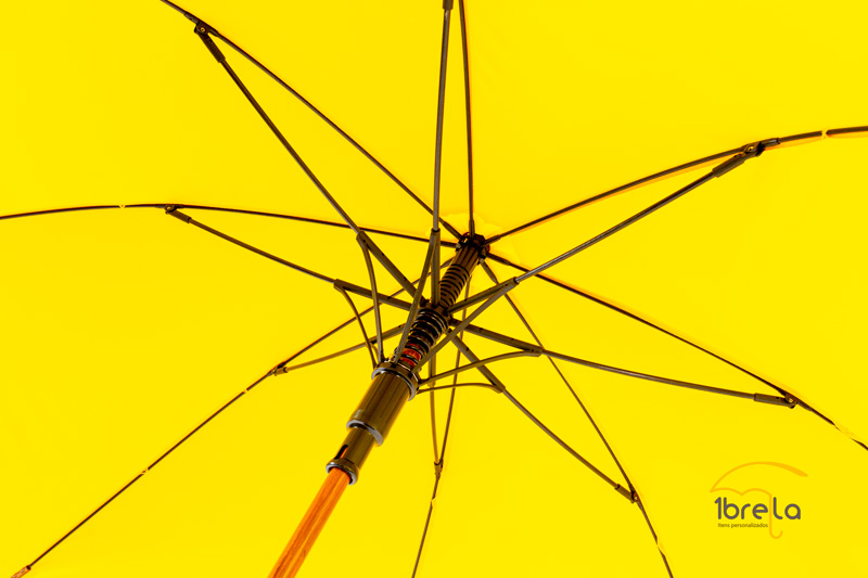 guarda-chuva-classico-1brella-detalhes-das-varetas-em-fibra-de-vidro